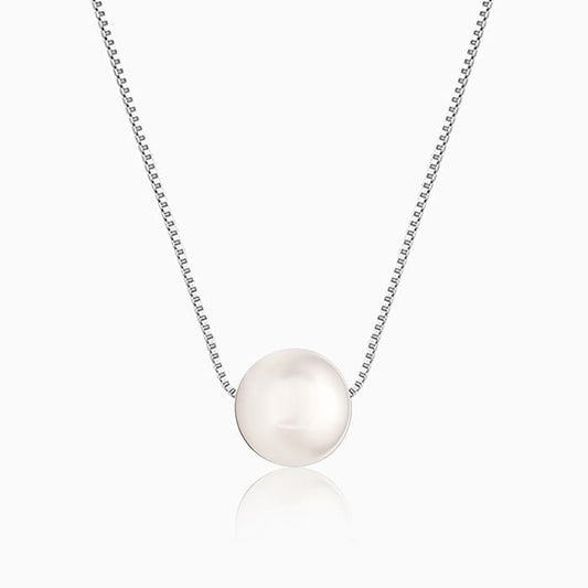 Elara Pearl Necklace